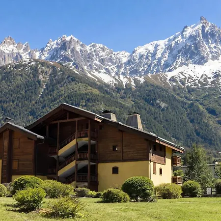 Capucins22 Mont Blanc View 1br W/ Balcony Garage - Happy Daire